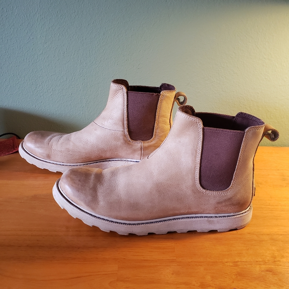 Sorel Chelsea Boots